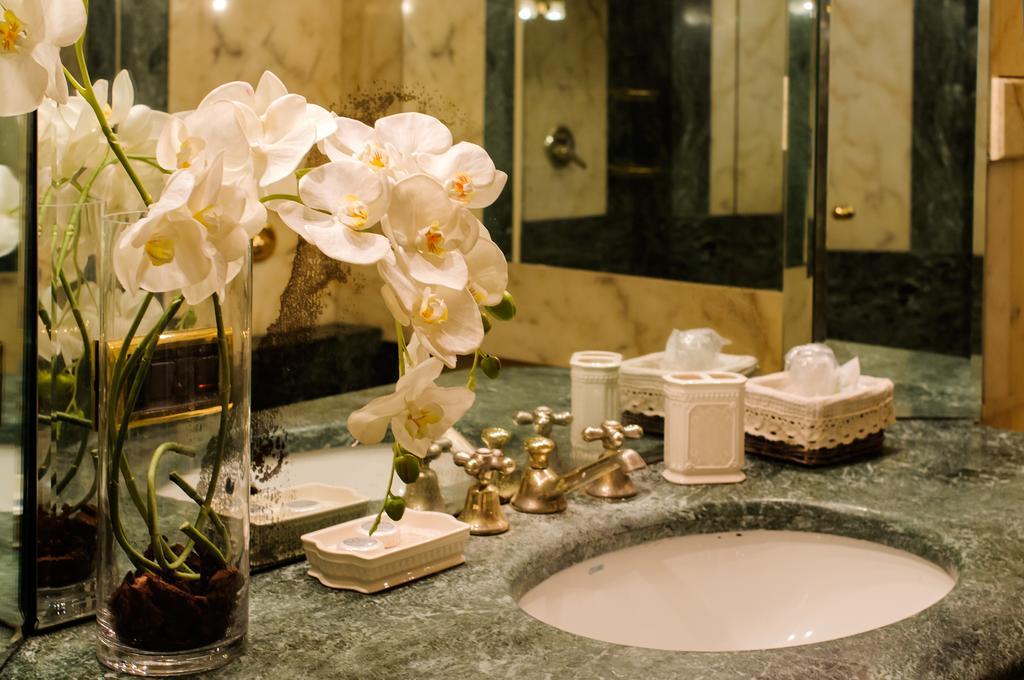 Made In Luxury 3*